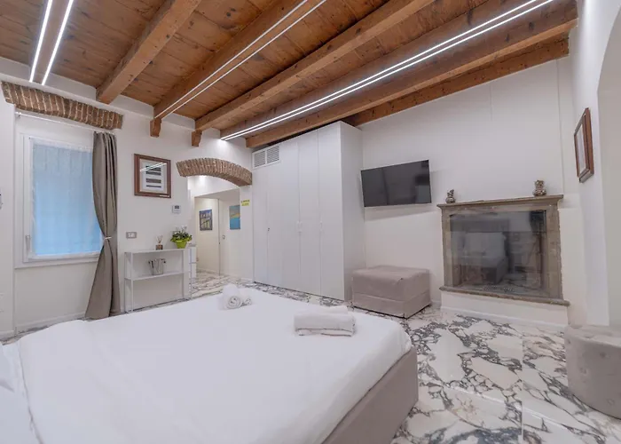 Olympias Brera Apartment